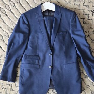 Calvin Klein Deep Blue Sport Coat And Pants
